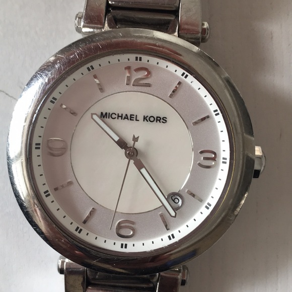 Michael Kors watch - Picture 3 of 3